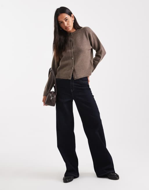 New Look – Beige kofta med rund halsringning och knappar, 3 av 4