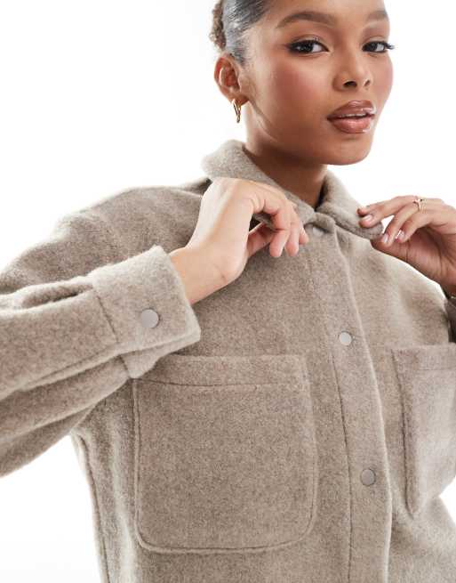 New Look – Beige, kort och stickad skjortjacka, 3 av 4