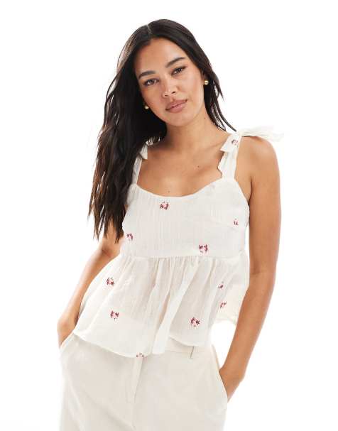 New Look ditsy floral tie strap cami top in white