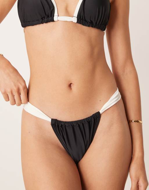 New Look – Bikinihose in Schwarz mit farblich abgesetzten Riemen