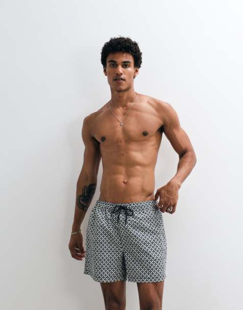 New Look – Blå badshorts med bandanamönster - view 1