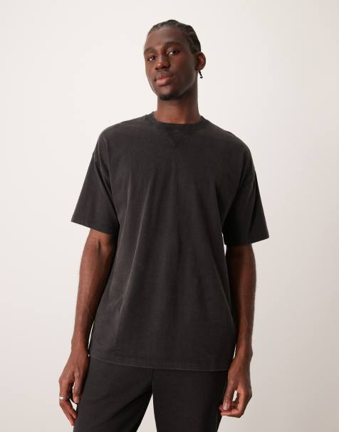 New Look – Bleksvart t-shirt med trekant i ringningen, del av set - view 1