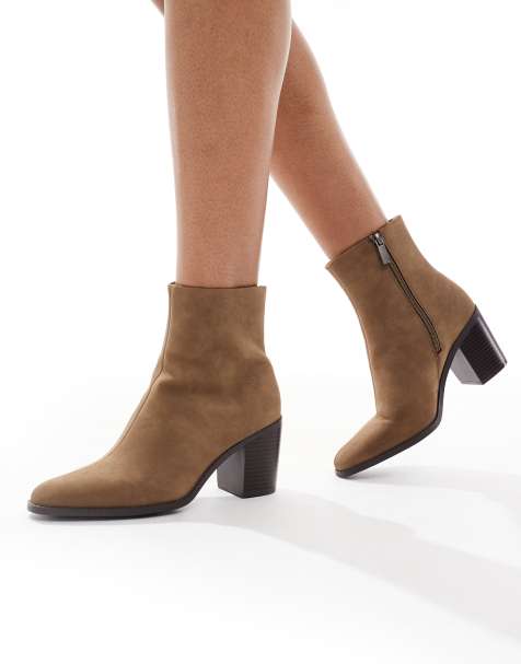 New Look block heeled boot in camel - view 1