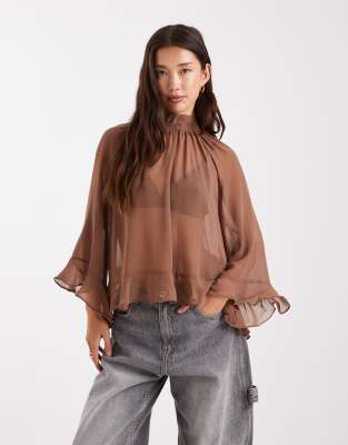 New Look - Bluse aus Chiffon in Braun mit Rüschen-Brown