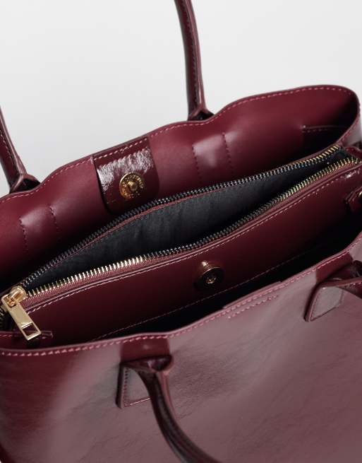 New Look - bolso tote con cinturón de piel sintética en burdeos, 3 de 4