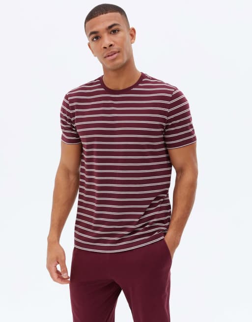 New Look - Bordeauxrødt loungesæt med joggingbukser & stribet T-shirt