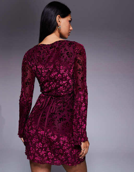 New Look – Bordowa sukienka mini we flokowany wzór, 4 z 4