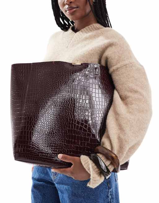 New Look – Bordowa torba typu tote ze wzorem skóry krokodyla, 3 z 4