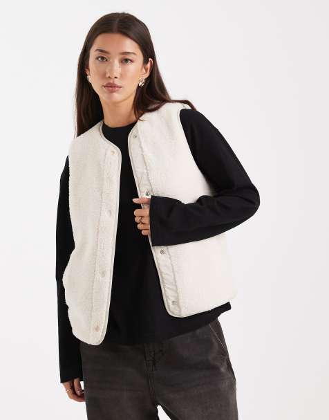 New Look borg gilet in cream - view 1