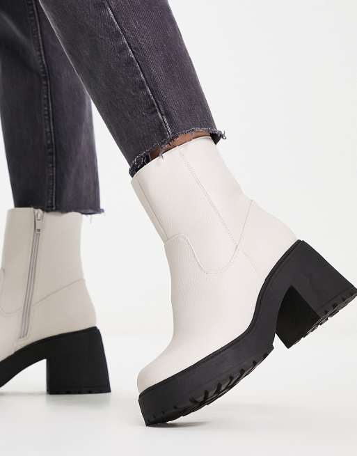 New Look - Bottines souples à talon et semelle chunky - Blanc cassé