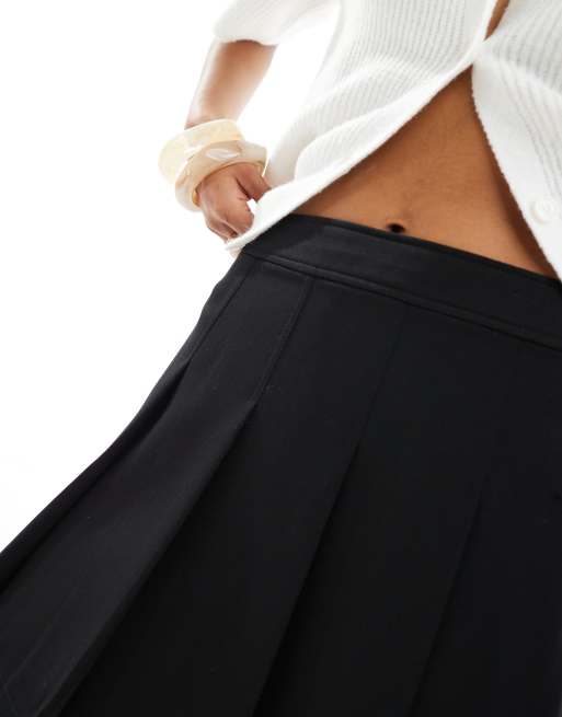 New Look box pleat mini skirt in black, 3 of 5
