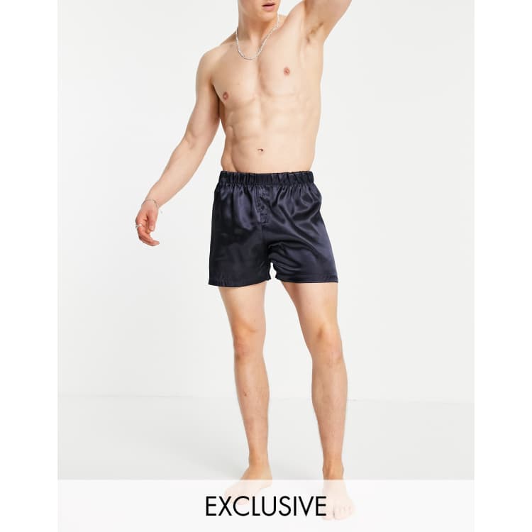 NaaNaa Petite - Vestito lungo in raso blu navy con scollo ad anello
