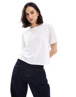 New Look boxy t-shirt in white | ASOS
