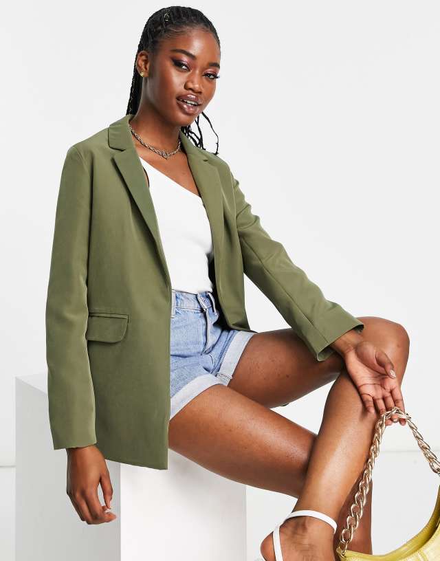 New Look boyfriend blazer in khaki