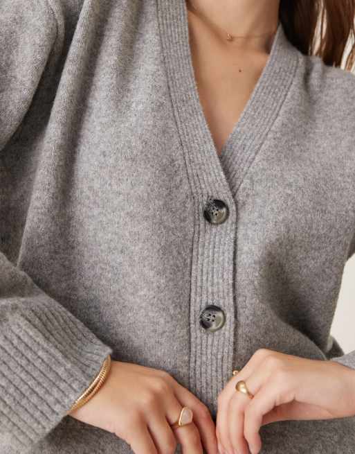 New Look boyfriend v neck cardigan in grey ASOS