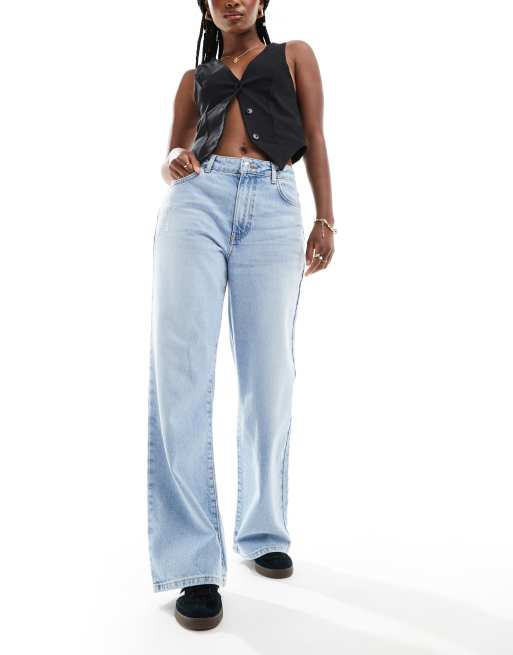 New Look - Bramble - Lavtaljede jeans med vidde i lyseblå