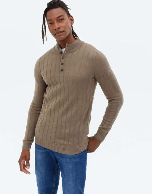 New Look – Brązowy sweter z zabudowanym dekoltem i zapięciem na guziki