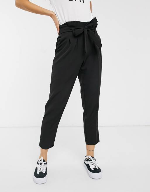 New Look - Broek met hoge taille en plooirand in zwart