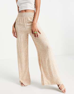 New Look - Broek met wijde pijpen en bruin motief | ASOS