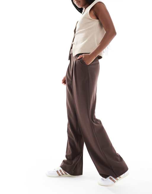 New Look - Broek met wijde pijpen in donkerbruin, 2 van 5
