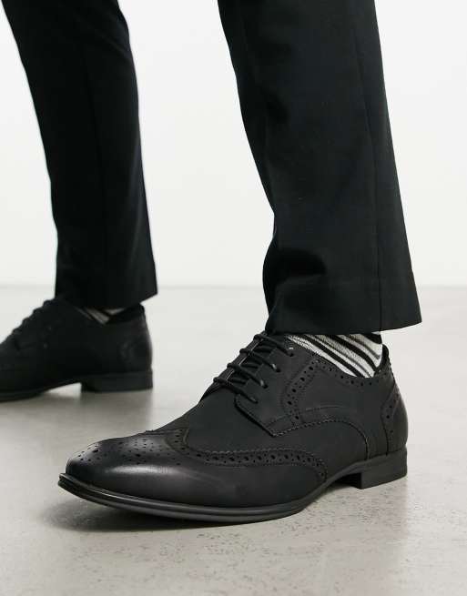 Brogue Detailing Shoes - Black