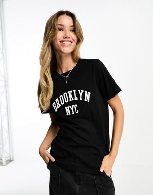 New Look Brooklyn NYC tee in black