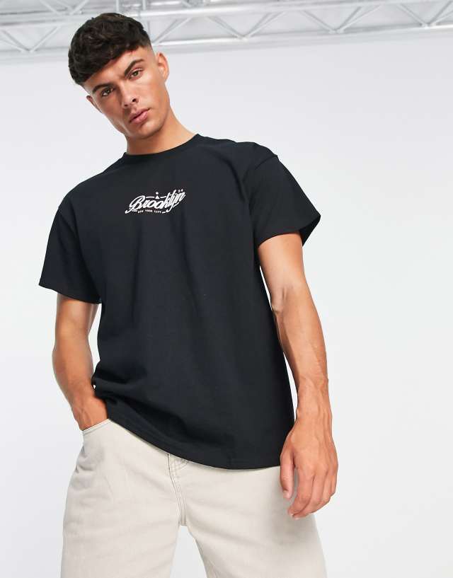 New Look - brooklyn t-shirt in black