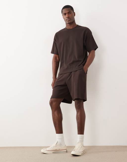 New Look - Brun oversized T-shirt i firkantet pasform - Del af sæt, 2 af 5