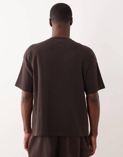 New Look - Brun oversized T-shirt i firkantet pasform - Del af sæt, 5 af 5