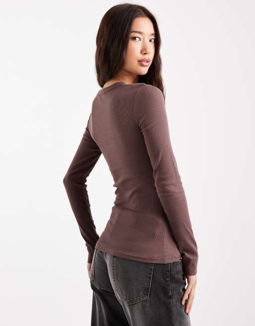 New Look - Brun ribstrikket top med rund hals og lange ærmer, 3 af 4