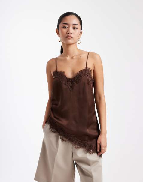 New Look – Brunt, långt linne i satin med asymmetrisk spetskant - view 1