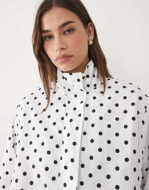New Look bubble hem track windbreaker jacket in white polka dot , 3 of 4