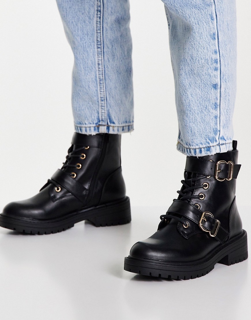 New Look Buckle Detail Lace Up Flat Boot In Black