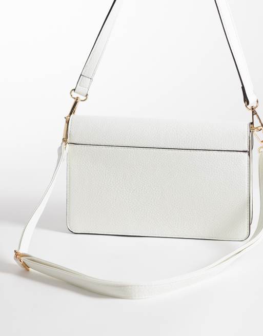 New Look buckle detail shoulder bag in white, 4 of 4