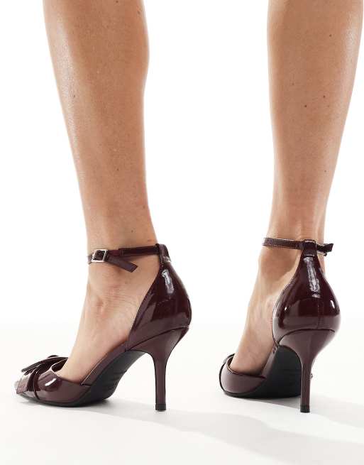 New Look buckle trim heeled shoe in burgundy, 4 of 4