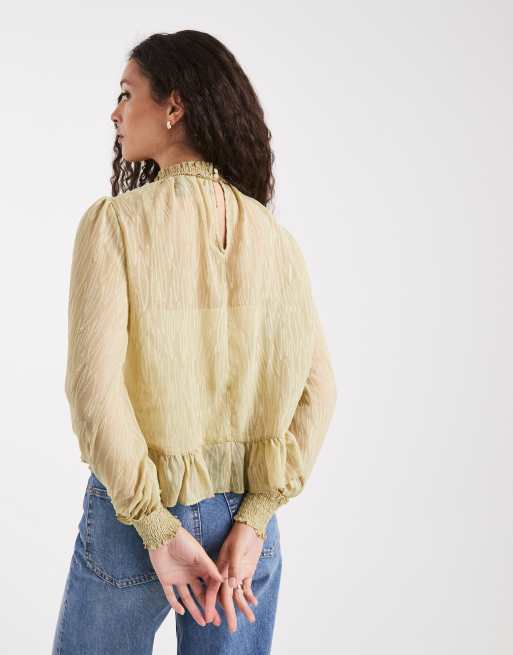 New Look burnout chiffon blouse in light green, 3 of 4