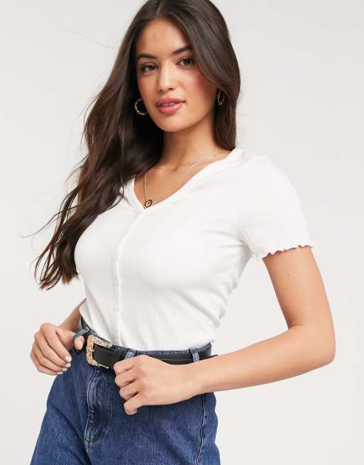 New Look button down lettuce edge tee in off white