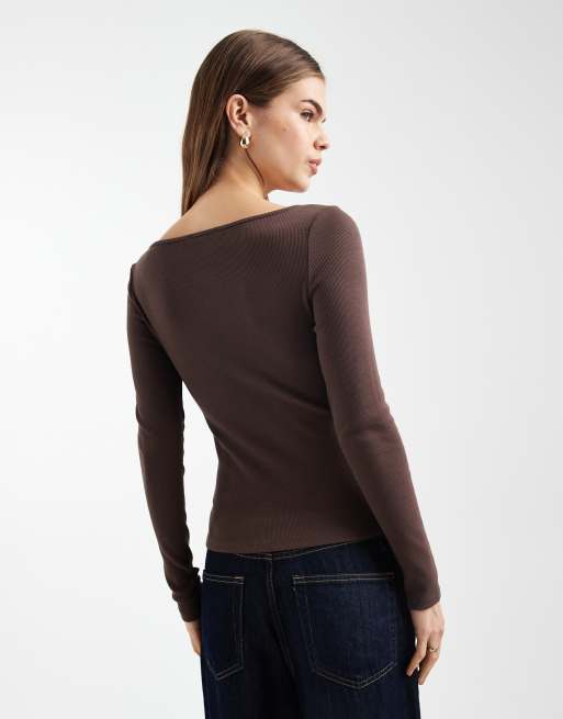 New Look button down long sleeve top in brown, 4 of 4