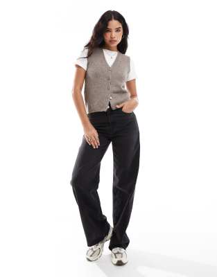 Vest 3