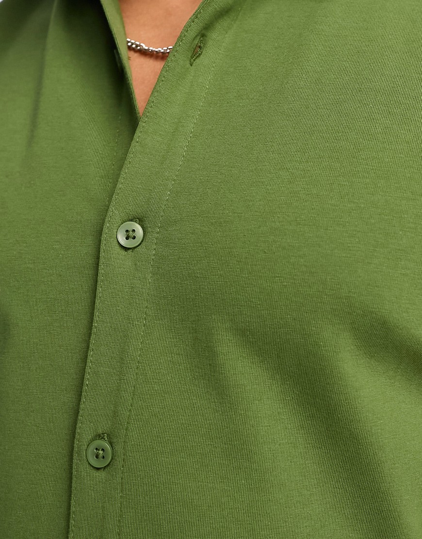 Camicia kaki attillata in jersey-Verde - New Look Camicia donna  - immagine1
