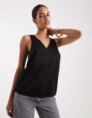 New Look - Camisole-Oberteil aus Satin in Schwarz