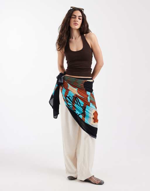 New Look - Canotta allacciata al collo marrone scuro, 2 di 4