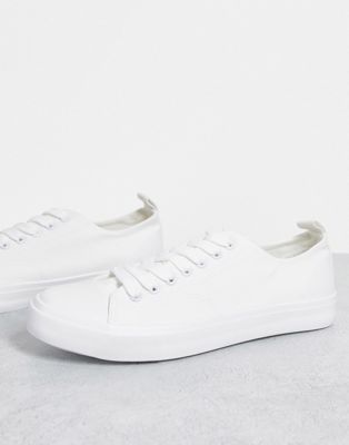 New Look canvas low top trainers in white