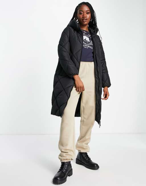 New Look - Cappotto imbottito trapuntato a rombi nero taglio lungo