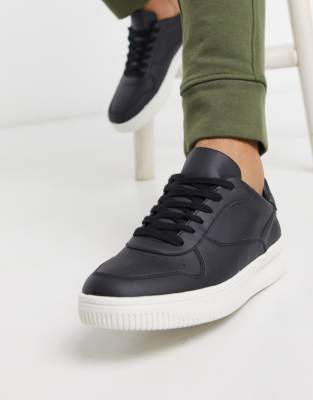 new look black trainers