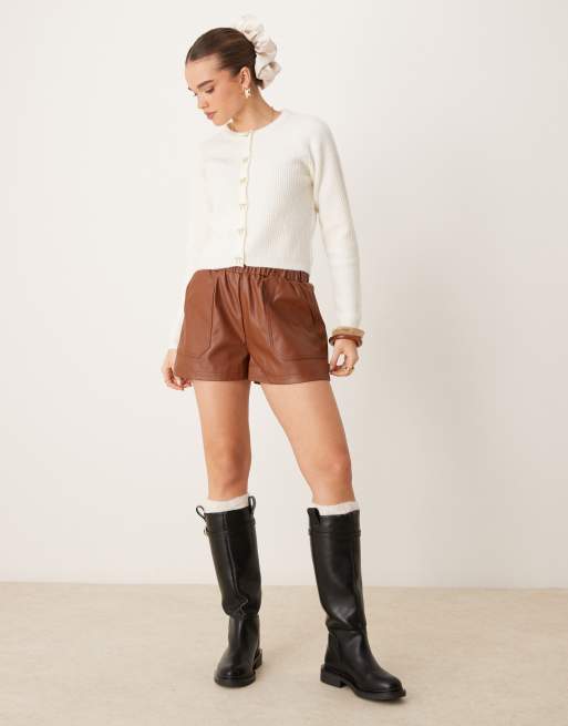 New Look - Cardigan color crema con bottoni a fiocco, 3 di 4