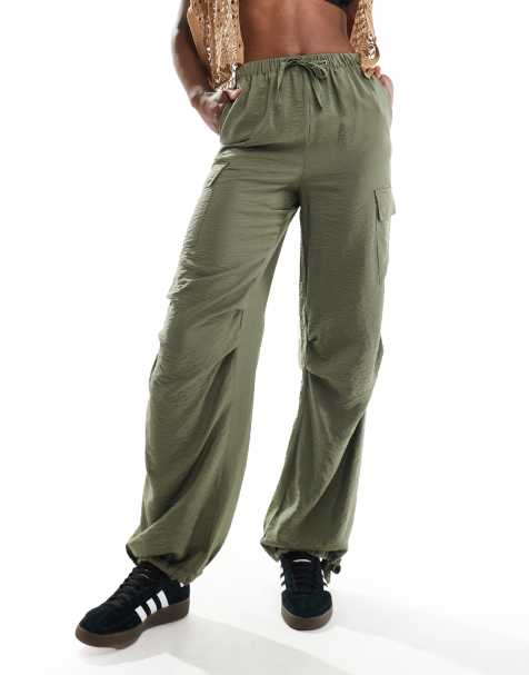 New Look cargo jogger in khaki - view 1