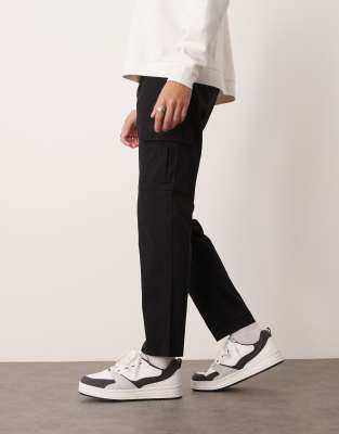 New Look cargo trousers in black