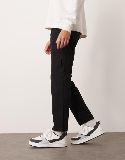  New Look cargo trousers in black