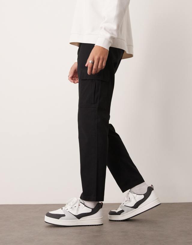 New Look - cargo trousers in black